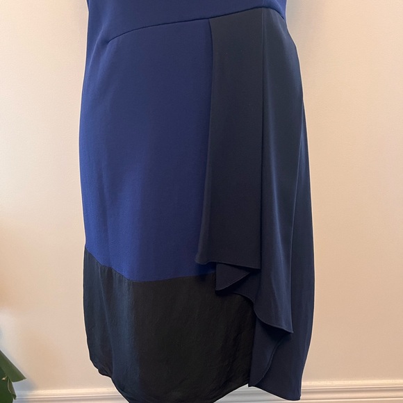 BCBG Runway Asymmetrical Dress size 2 - Picture 5 of 14